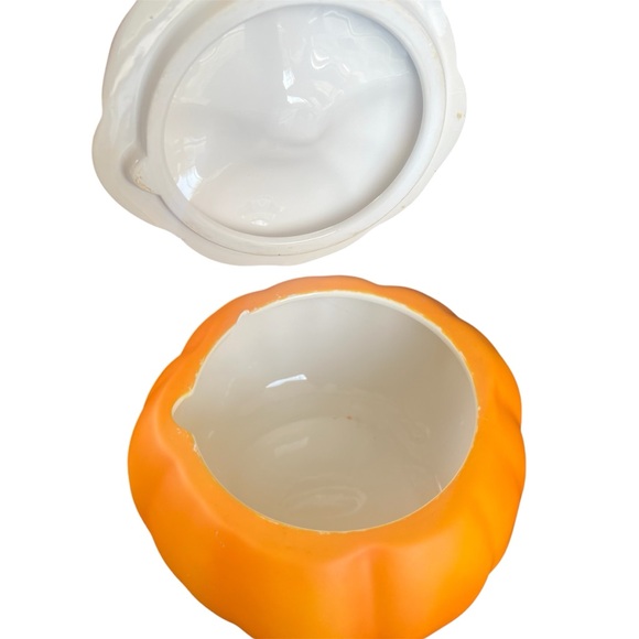 Telefloraa Gift Orange Pumpkin Cookie, Candy Jar with Lid Ceramic 7"x 5.5" - Picture 5 of 10